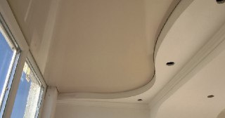 Натяжной потолок на балкон Дедовск, цена 6142 руб.